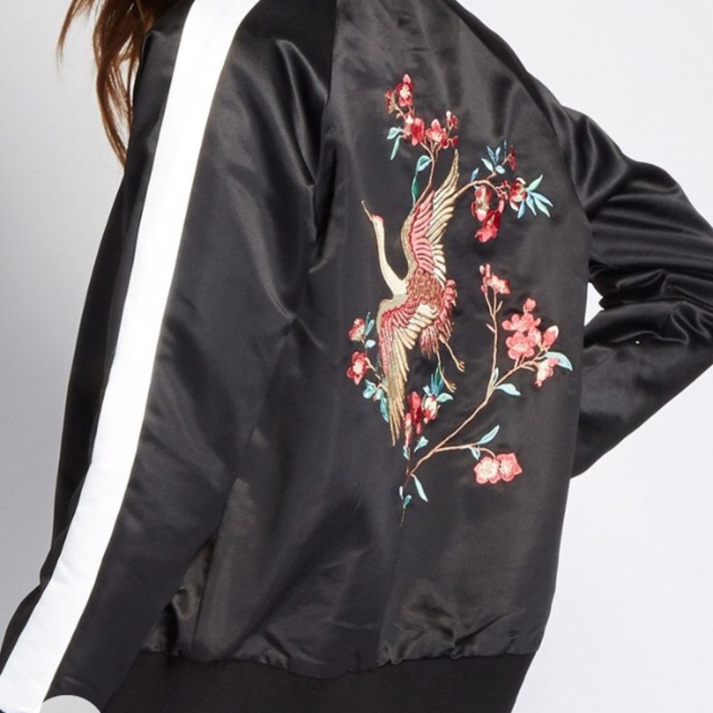 Forever 21 Black Graphic Bomber Jacket